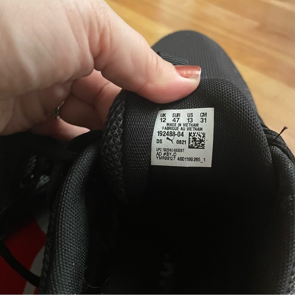 Puma Axelion Mesh Athletic Sneaker
Black Running Size 13 Men’s only worn once - Picture 5 of 8